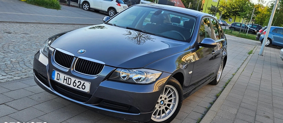 BMW Seria 3 cena 13900 przebieg: 238000, rok produkcji 2007 z Legnica małe 211